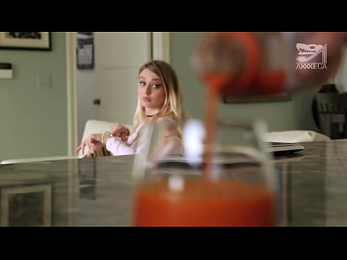 ❤️ הייס מיידל מיט גרויס טיץ און ענג לאָך געץ האָן פון לוזער, אָבער זייער שווער ☑  סעקס ביי אונדז yi.tube-sexer.ru ❌️❤